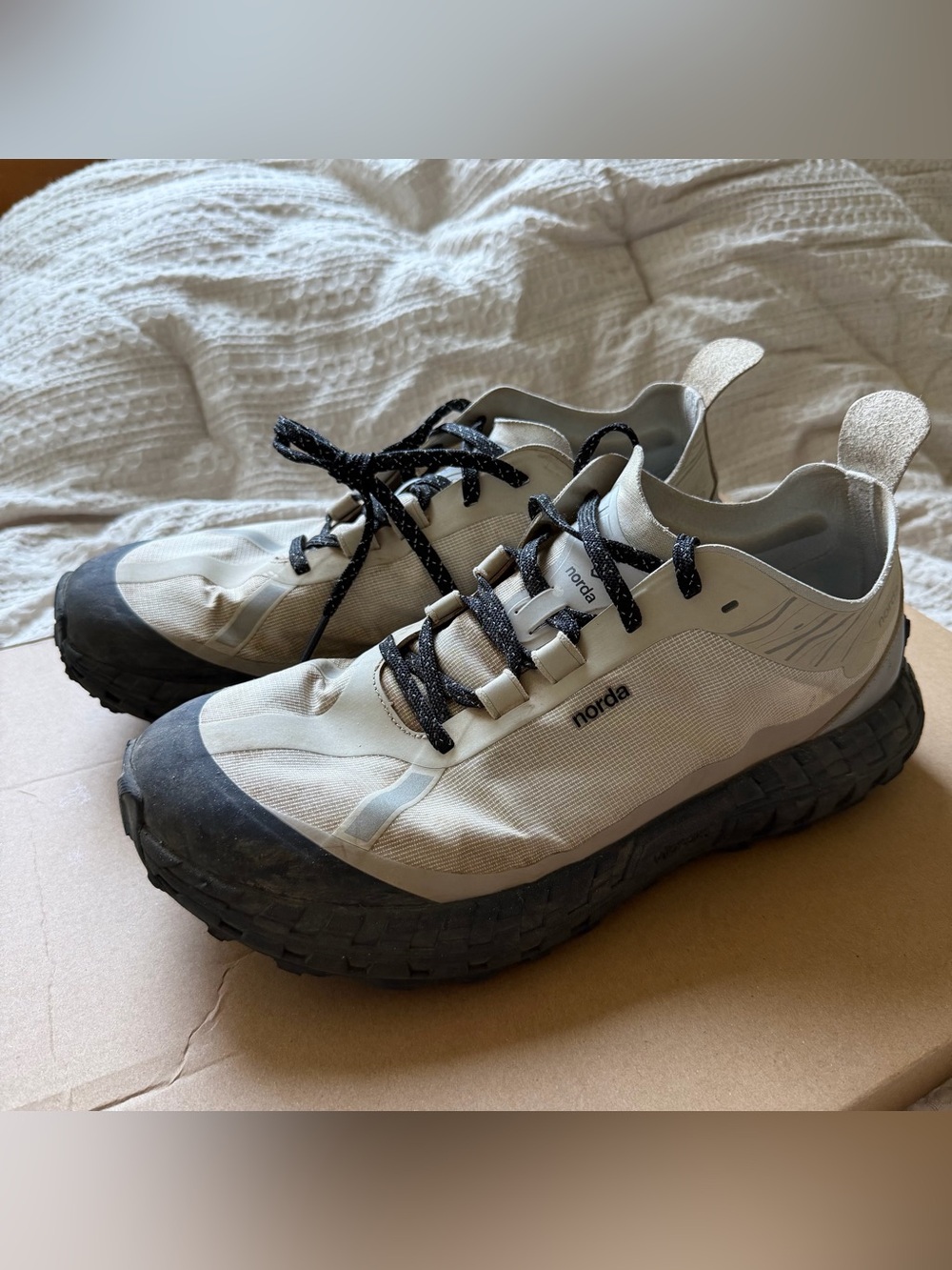 Norda 001 Men’s Size 10.5 Trail Running Hiking Shoe White And Black *Worn*